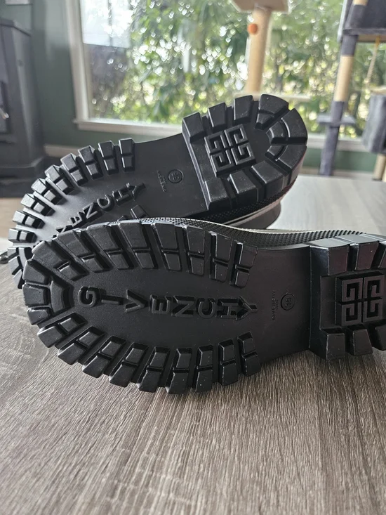 Givenchy Black and White Chunky Lug Rain Boots - Picture 4 of 4